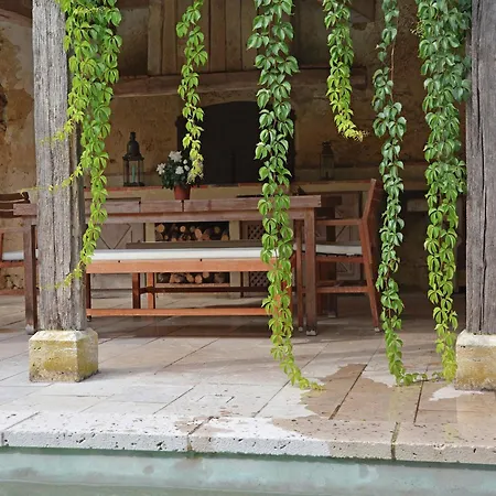 In With Pool And Bbq *