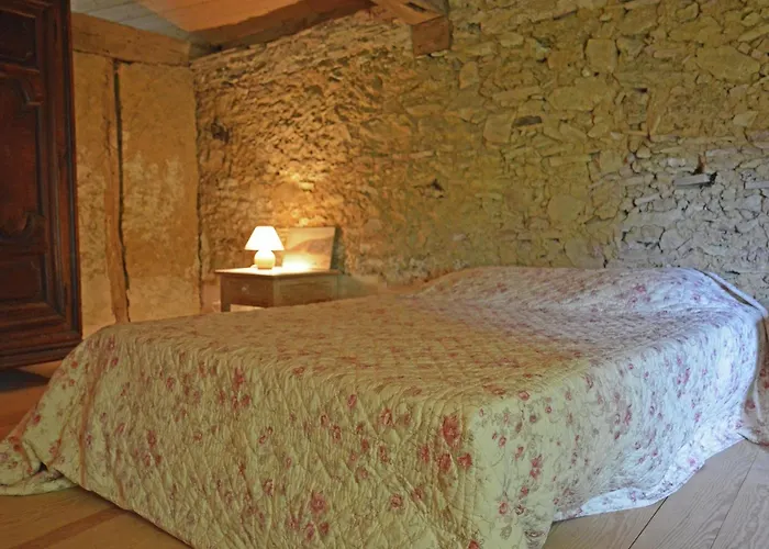 In With Pool And Bbq Feriehus Campagne-d'Armagnac